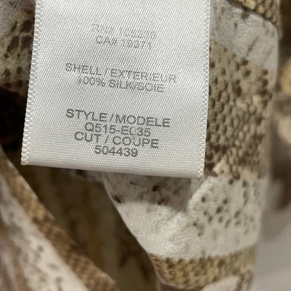 Equipment 100% Silk Brown Cream Striped Snakeskin Button-Down Shirt Size Medium - Picture 5 of 5